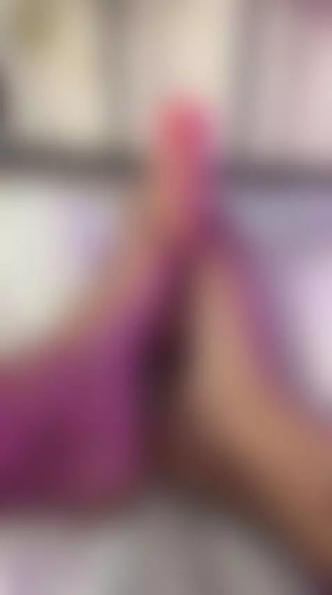 Do you like to massage rtu cock with my feet? by hanna-moore1