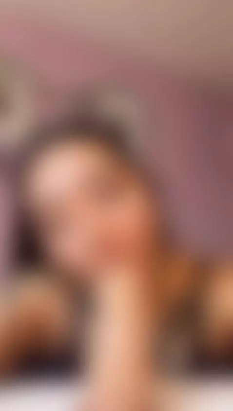 a very good blowjob by hanna-moore1