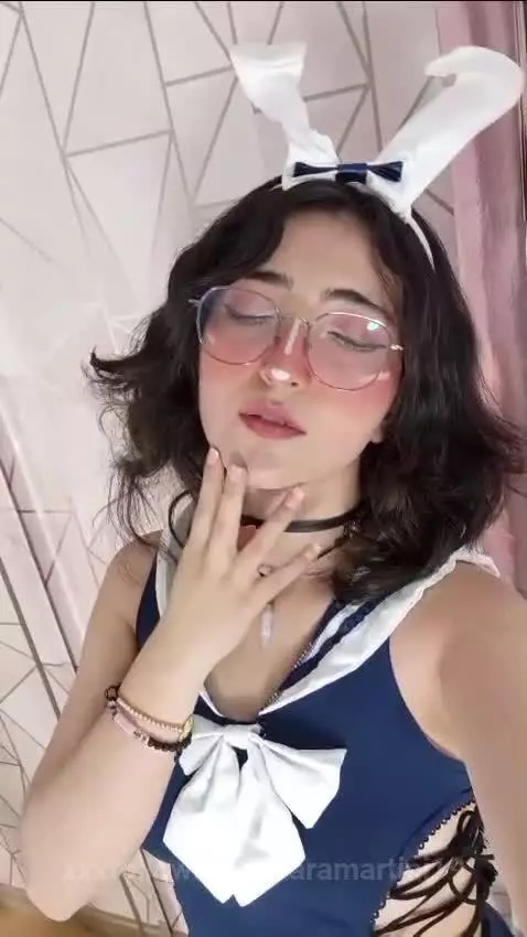 Since I saw you, I want to make mischief with you.🔥🥵 by saramartini19