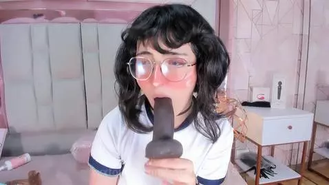 Fill me all the mouth of your delicious milk  💦💦 by saramartini19