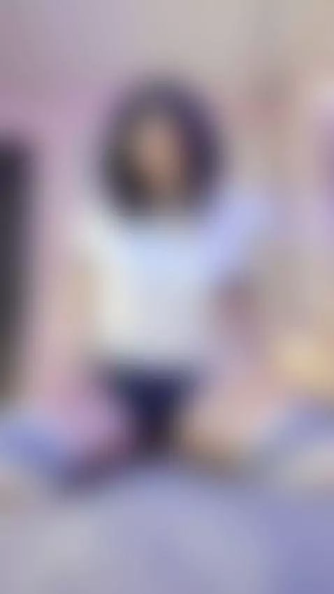 “I don't need to touch you to make you shake.”🥵🔥 by saramartini19