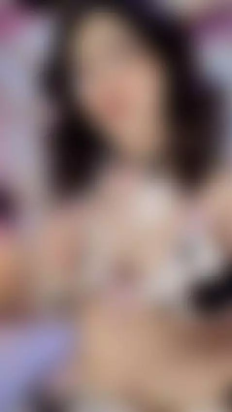 You make me feel desired and that makes me even more daring🍆... by saramartini19