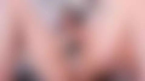 My pussy wants to feel vibrations so I can squirt with pleas... by saramartini19