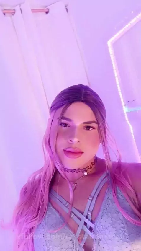 come and greet me I'm here very hot by crystalrambeau