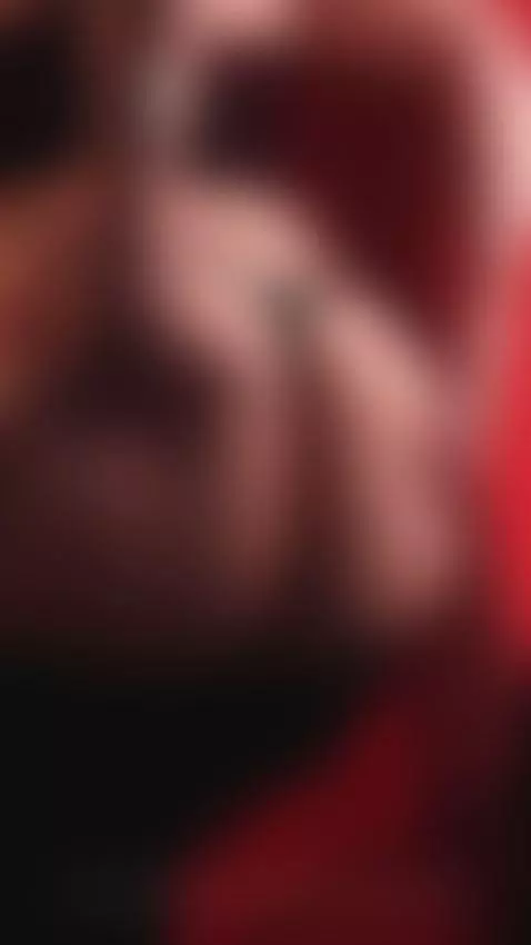 i wanna shake my ass come tell me inf you can help me by alissonpretty