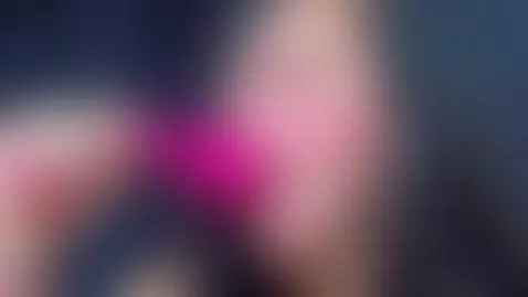 🥵 Nothing better than lubricating my toy before getting naug... by alissonpretty