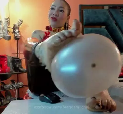 Lets Play by brendamiichel