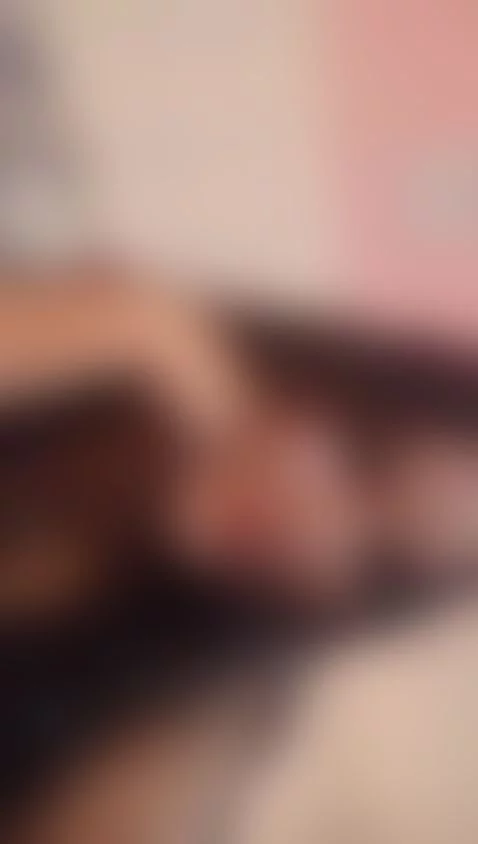 My big ass wants your dick daddy by valkiria-moore