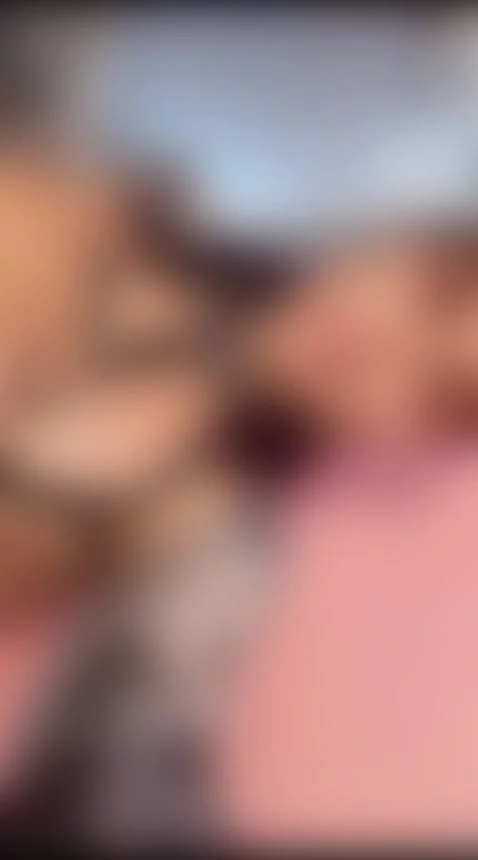 Do u like my small tits daddy? 🔞 by valkiria-moore