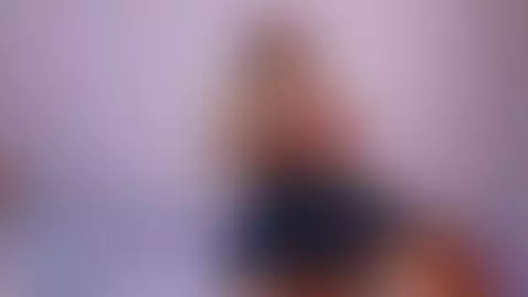 Come and lose track of time with me ⏳💋 by kinky-camila