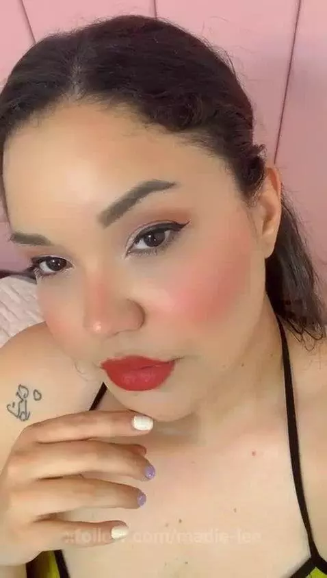 KISSES YOU by madie-lee