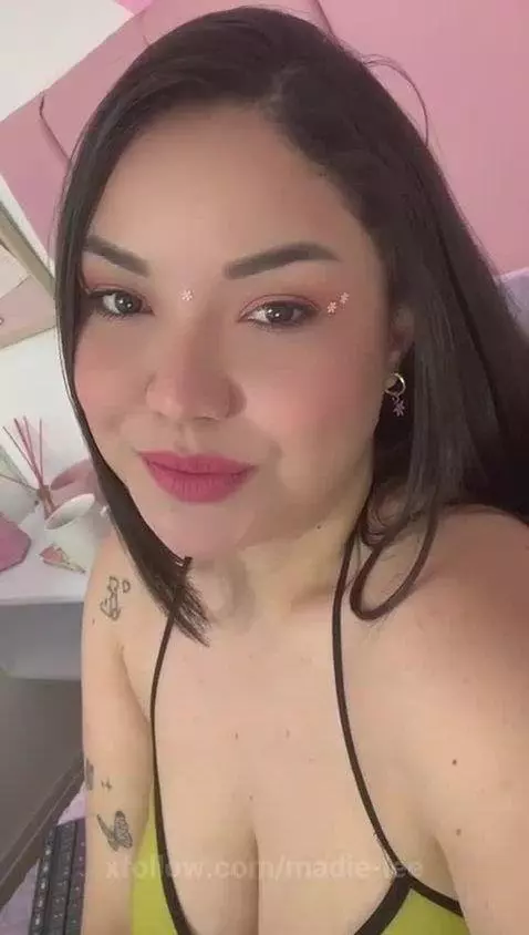 KISS ALL MY TITS AND VIBRATE MY PUSSY by madie-lee