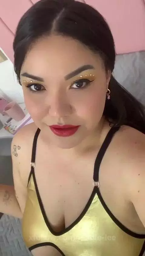 TAKE MY WHOLE BODY AND FUCK ME AS HARD AS YOU CAN by madie-lee