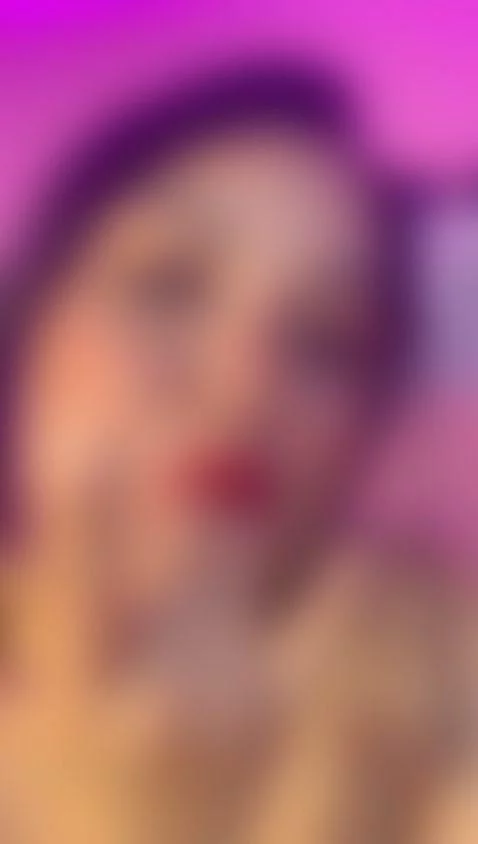 PUT YOUR FINGERS IN MY MOUTH WHILE YOU FUCK ME by madie-lee