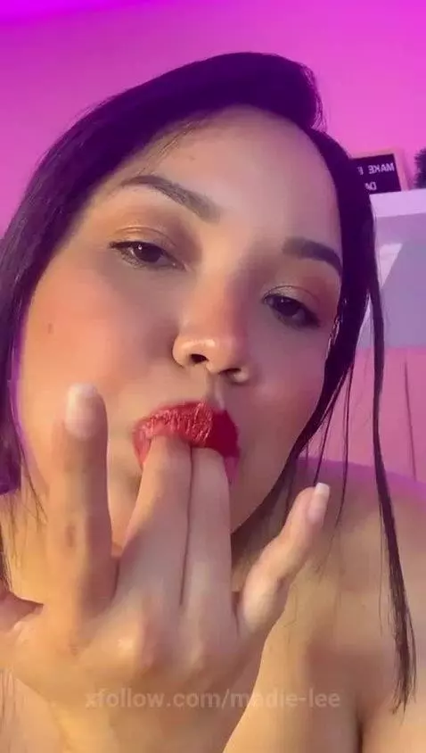 PUT YOUR FINGERS IN MY MOUTH WHILE YOU FUCK ME by madie-lee