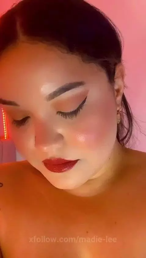 SPILL ALL YOUR MILK INTO MY THIRSTY MOUTH by madie-lee