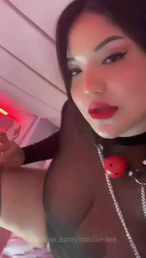 TOUCH MY WHOLE BODY AND FUCK ALL MY HOLES by madie-lee