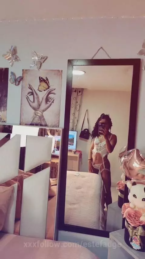 💋🥵 by estefadge