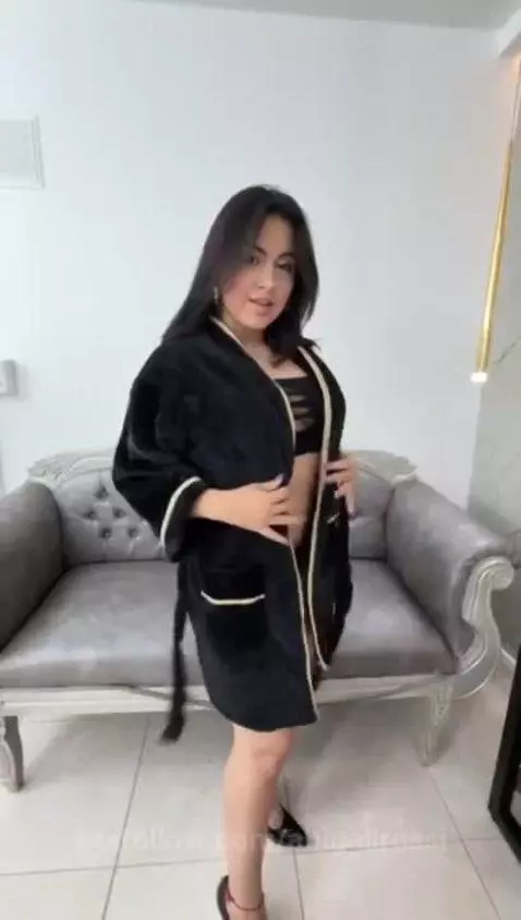 I look better without my robe for you by abigailrossi