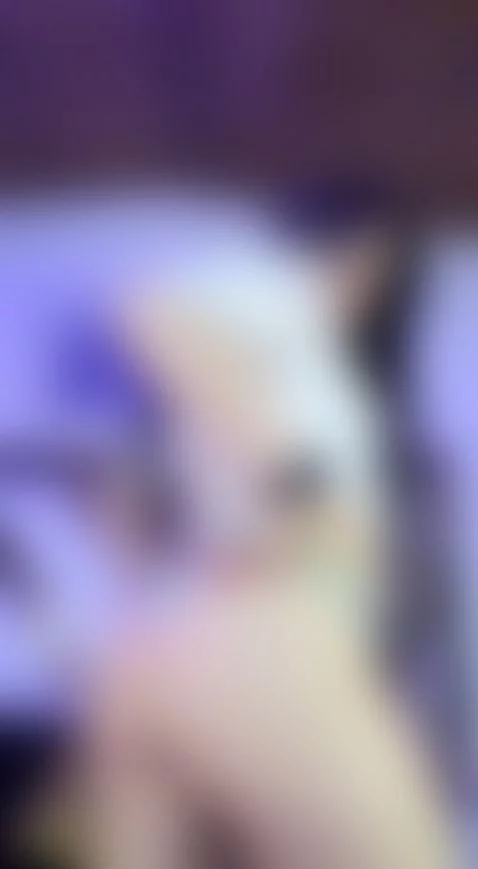 Come and finish taking off my panties 🍑🔞😈 by nathalya-1