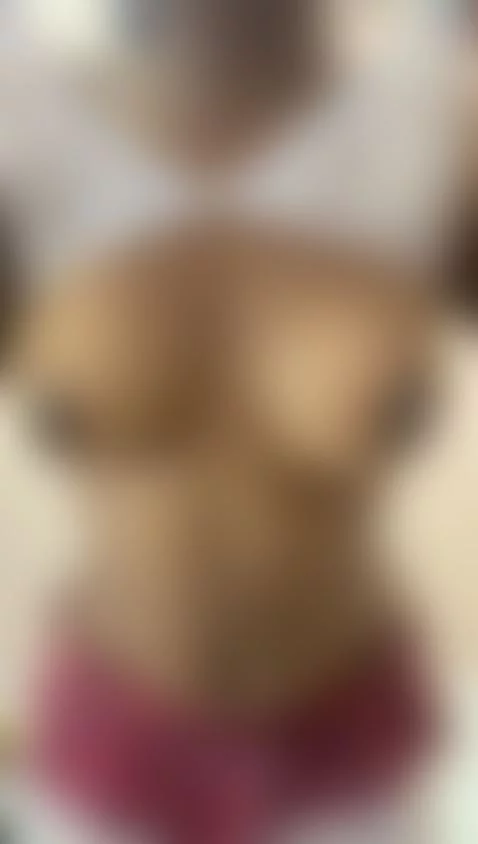 Do you like how my tits bounce? 🍒🔥💋 by naughtyebonyy