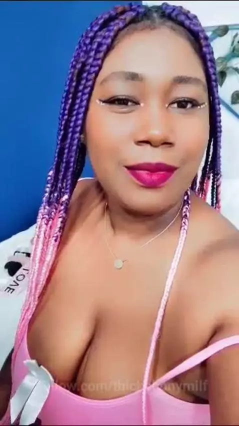 Sexy face !! 🔥🔥 by thickebonymilf