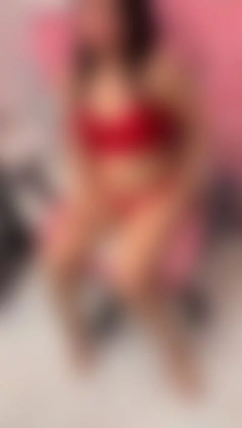 Extreme seduction probably borders on horror. by zoewingss