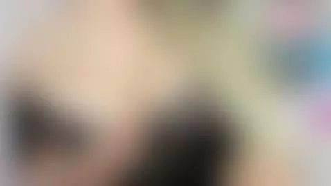 hey guys follow me insta:emily0102204 by emilysaenss1