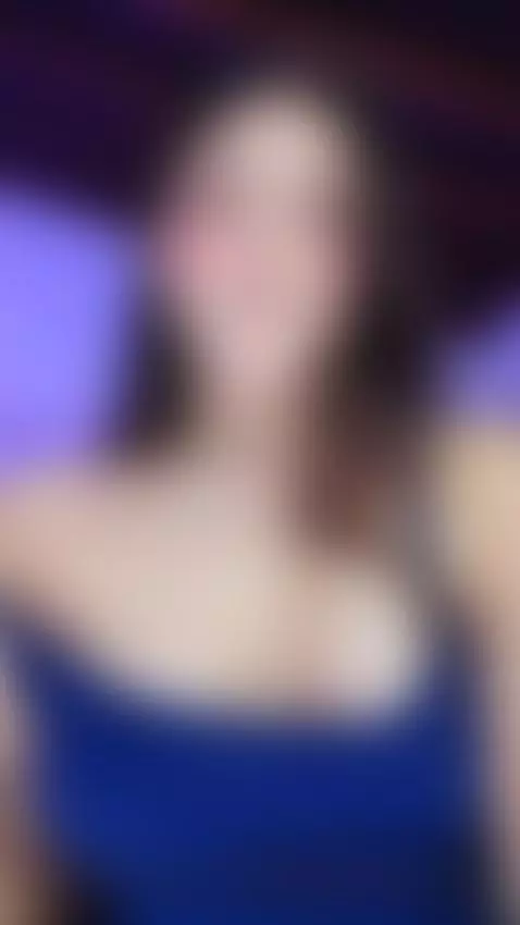 Honey, I'm online and feeling very horny by nathalie-rivers