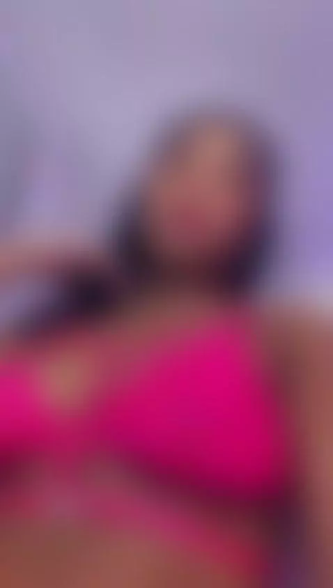 hey online, do you like pink on me? by briana-walker