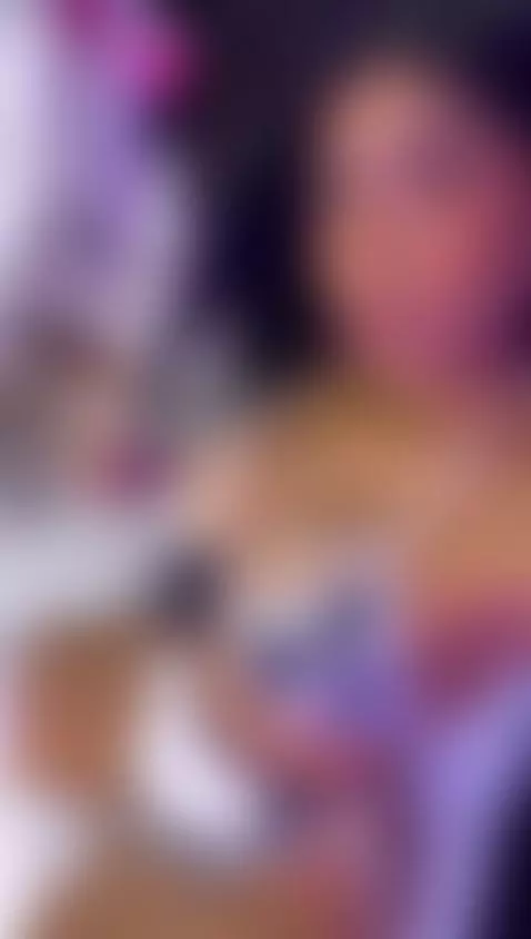 do you like how I look?😈😈 by briana-walker