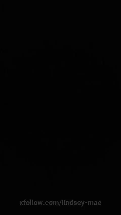 Don’t forget to check out my links! 💋 by lindsey-mae