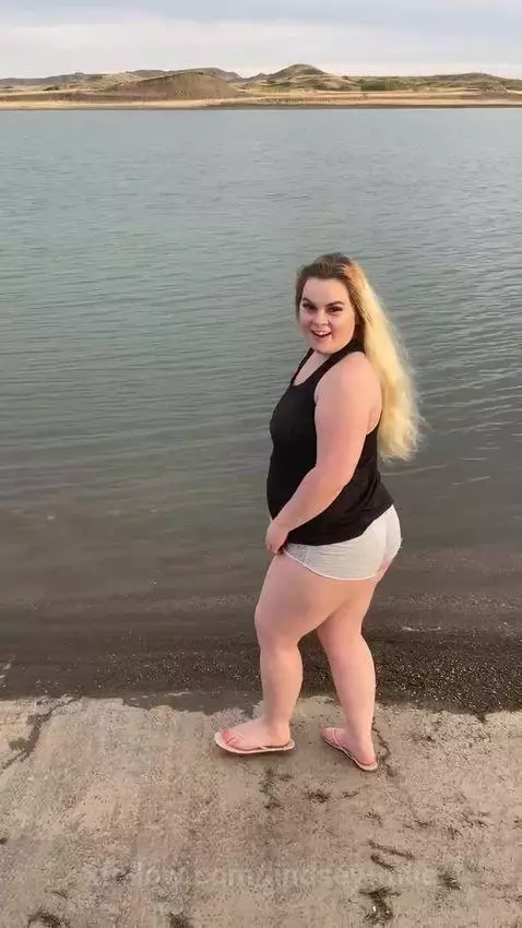 You caught me! 🫣 by lindsey-mae