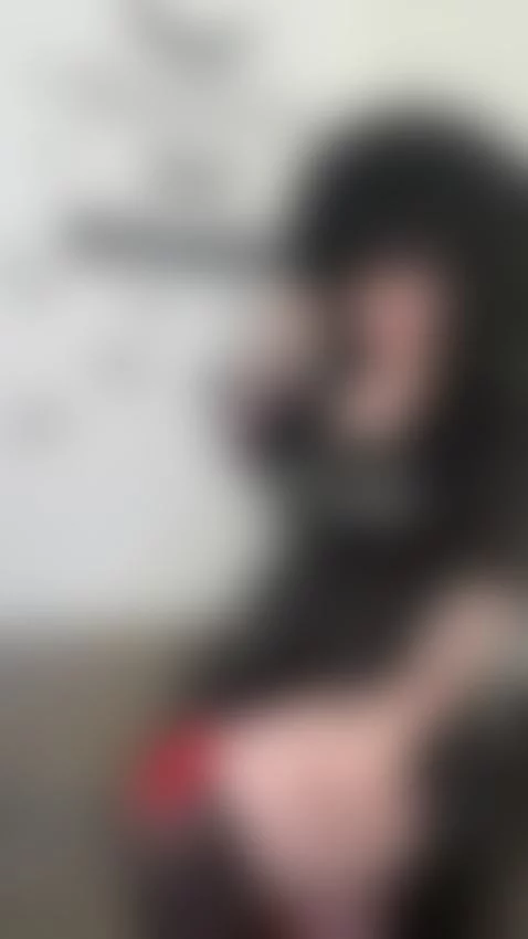 Do you like those red bows 😉 by lindsey-mae