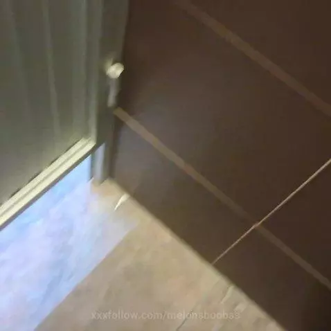 pussy a escondidas by melonsboobss