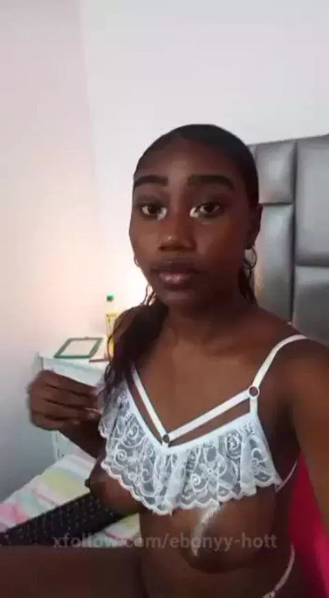 Hi love... by ebonyy-hott