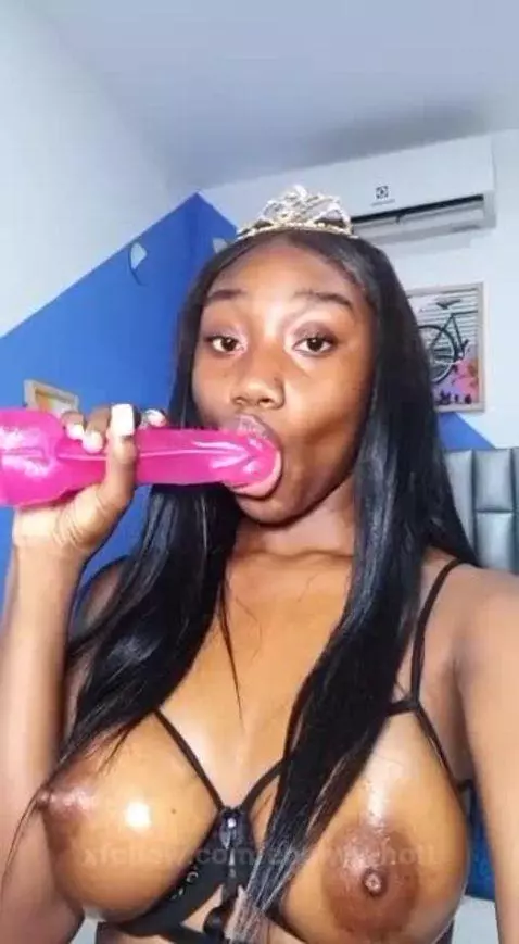 blowjob 👅💦 by ebonyy-hott