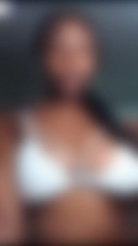 i WOULD LIKE TO HAVE COMPANY by ebonyy-hott