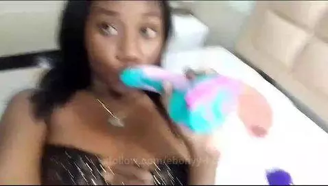 This is how I suck you by ebonyy-hott