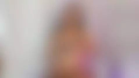 This delicious caleña is waiting for you by diamonnd-99