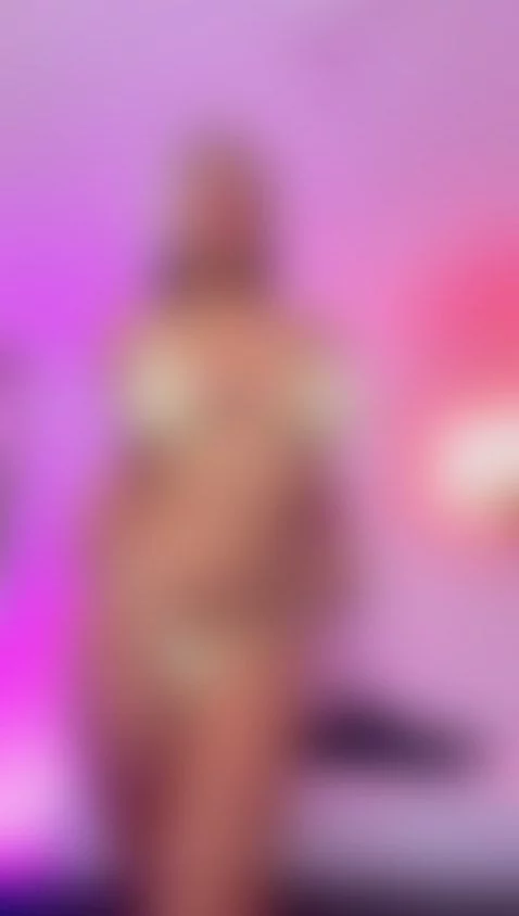 come and undress me love 💋 by sallomme-1