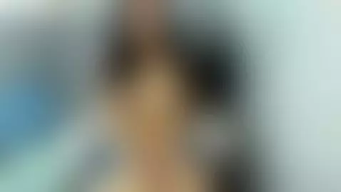 Topless  💦 by tammyy05