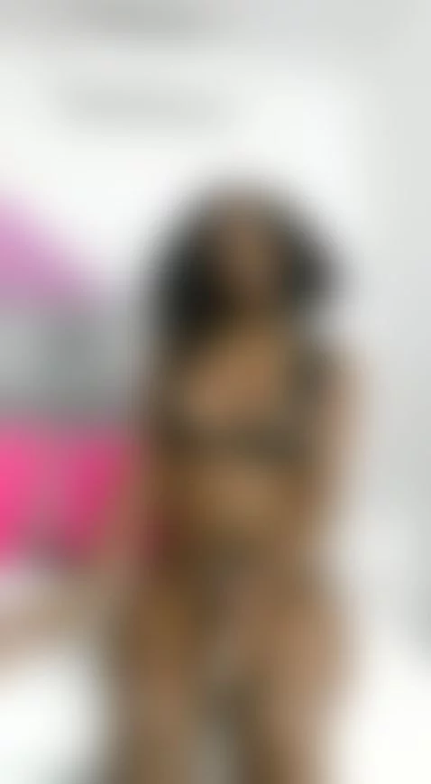 Are you ready for the big afternoon honey? 🥵 by goddess-ebonyy