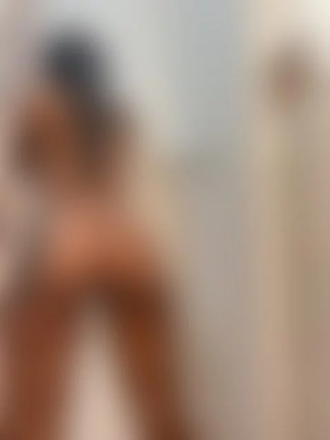 Follow me 🥰 by lizzlive011