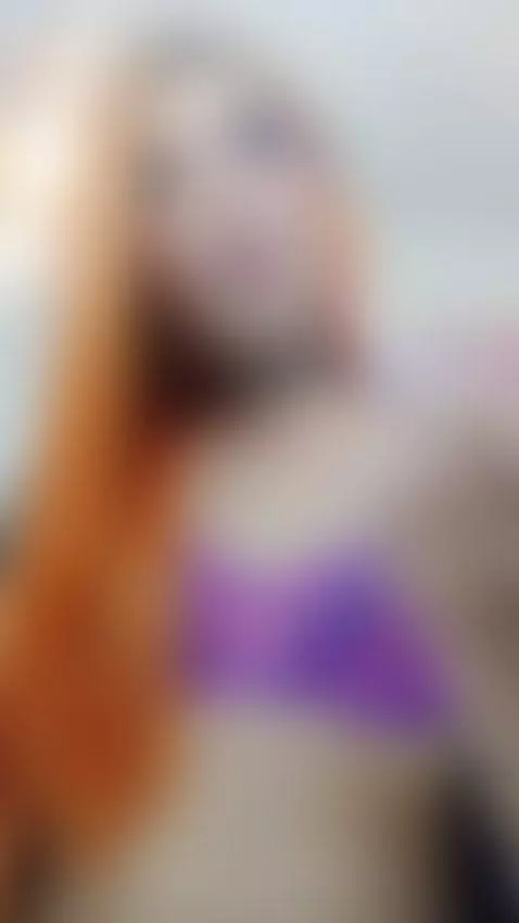 your sexy goddess is ready to kiss you by starfirex