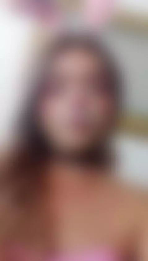 TU CONEJITA SEXY ESTÁ EN LÍNEA by starfirex