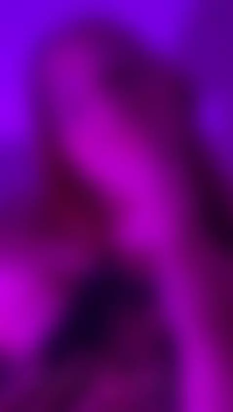 I LOVE THE BLACK COLOR by iammonserrat