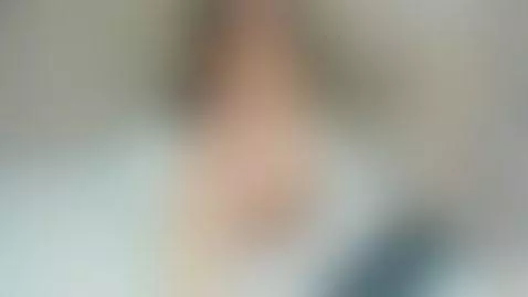 I'm going live if you want to see more of this come hang out by renatta-cruz