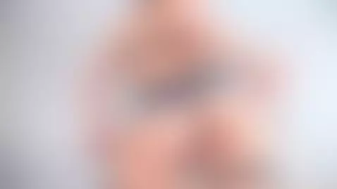 Sexy dance now… naked Latina later 😈👉 Profile by abby-me