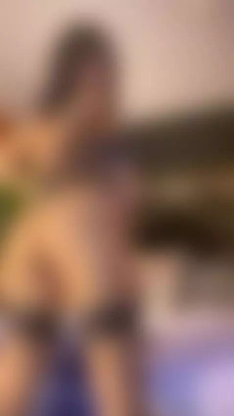 this juicy ass wants to jump on your cock by butterflyy1